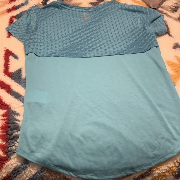 Under armour shirt NWT. - Picture 5 of 5